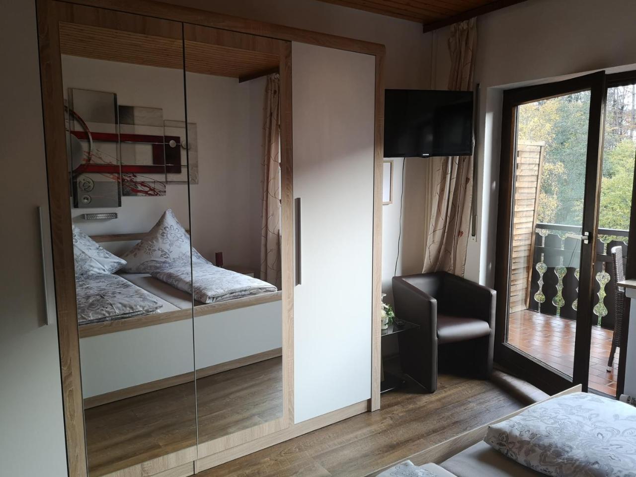 Hotel Waldsee 瓦尔达赫陶 外观 照片